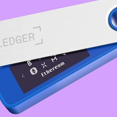 Апаратний гаманець для криптовалют Ledger Nano S Plus Deepsea Blue (LNSPDB) 4