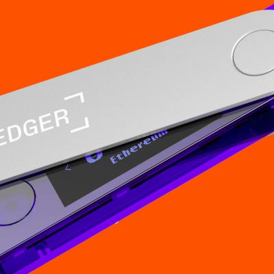 Апаратний гаманець для криптовалют Ledger Nano X Cosmic Purple (LNXCP) 8