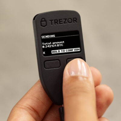 Апаратний гаманець для криптовалют Trezor Model One Чорний (B00R6MKDDE) 6