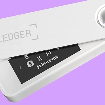 Апаратний гаманець для криптовалют Ledger Nano S Plus Mystic White (LNSPMW) 6