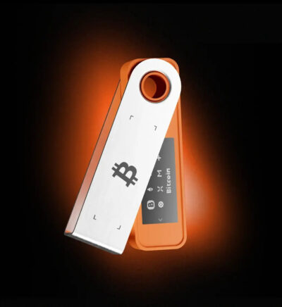 Апаратний гаманець для криптовалют Ledger Nano S Plus Orange BTC 2024 (LNSPOB2) 4