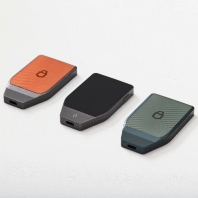 Апаратний гаманець для криптовалют Trezor Model Safe 7 Bitcoin Orange (TMS7BO) 2