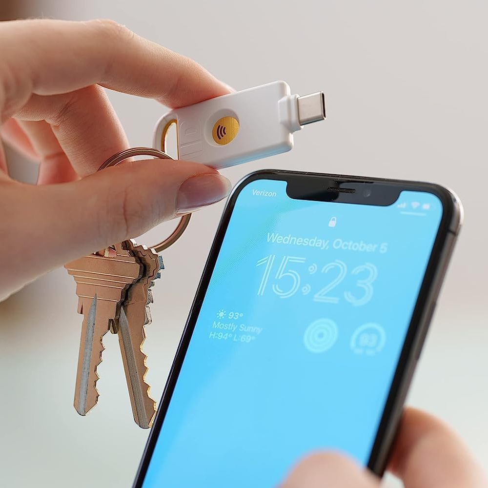 Апаратний ключ Identiv uTrust FIDO2 NFC Security Key Type-C, FIDO, FIDO2, U2F, WebAuth (B0C6YRJ7Y7) 4 Апаратний ключ Identiv uTrust FIDO2 NFC Security Key Type-C, FIDO, FIDO2, U2F, WebAuth (B0C6YRJ7Y7) 4